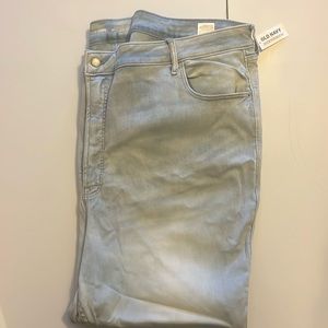 Brand new Womens old navy jeans